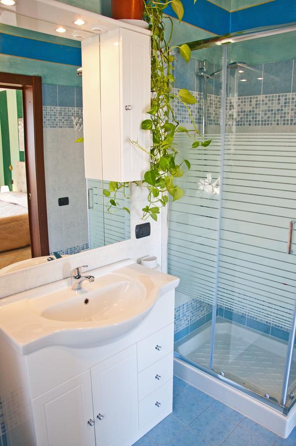 Casa Vacanze Sandalia Bosa Ngoại thất bức ảnh